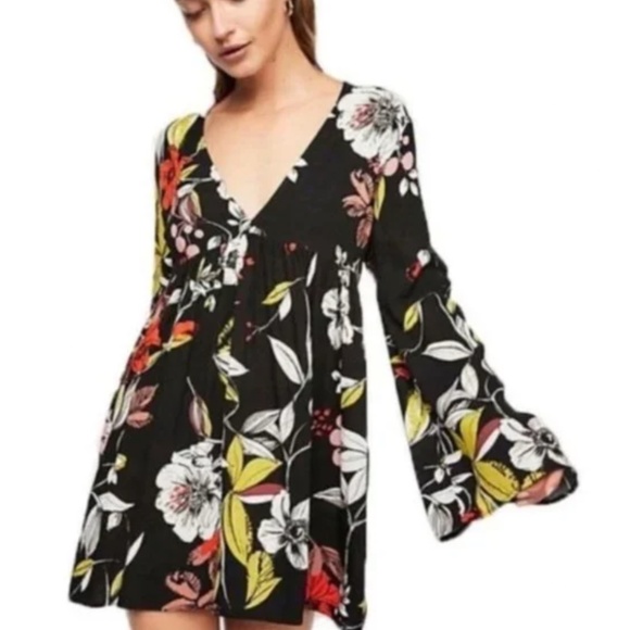 Free People Dresses & Skirts - NWOT Free People Bella Floral Print Combo Tunic Mini Dress Blouse winter dresses